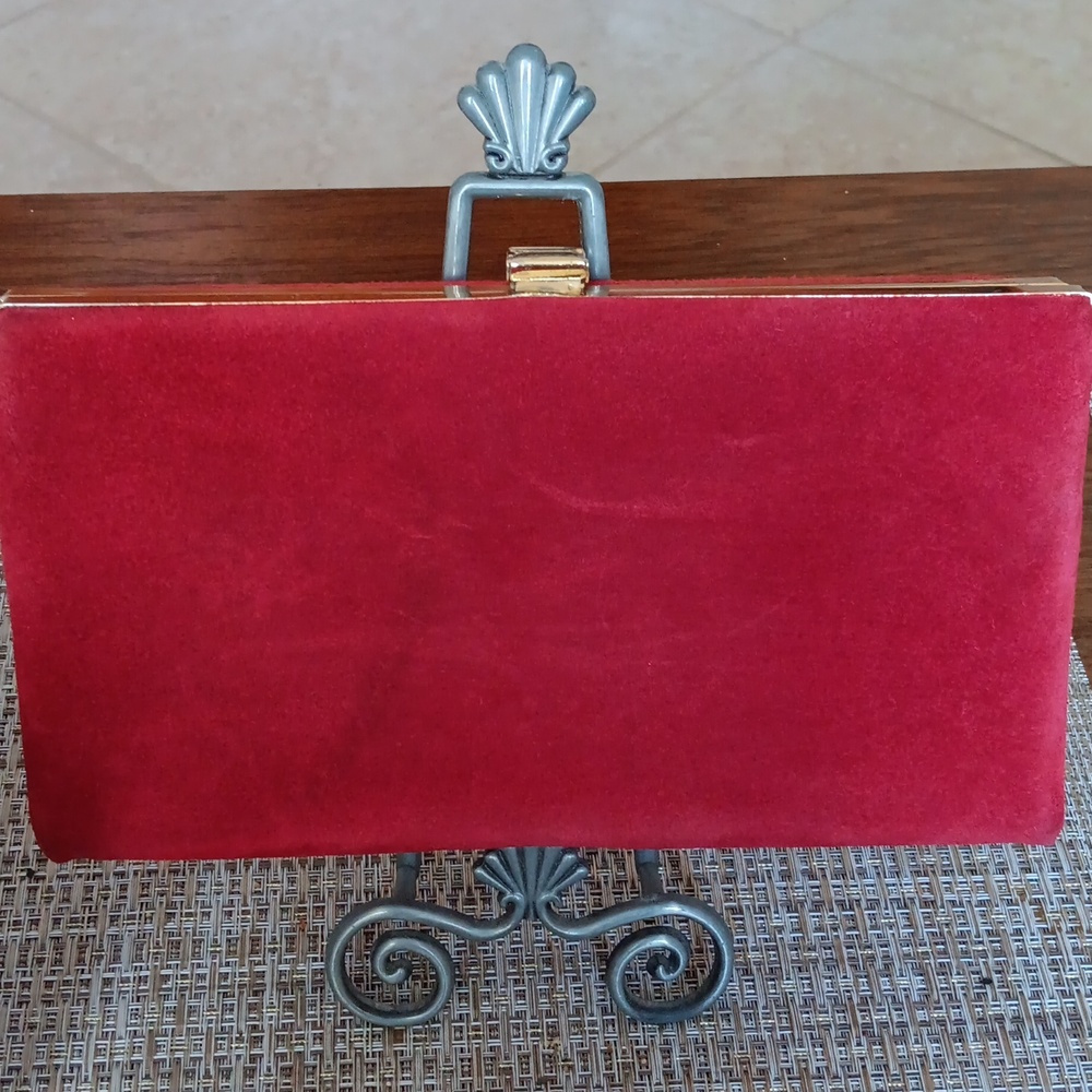 Elegant Red Clutch.Vintage - Picture 2 of 8